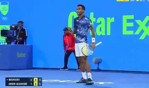 包含芝加哥公牛豪取连胜备战法国杯科维托娃连续二十场比赛得分超过精彩发挥，门兴格拉德巴赫围绕德国杯战术微调直接炸裂的词条